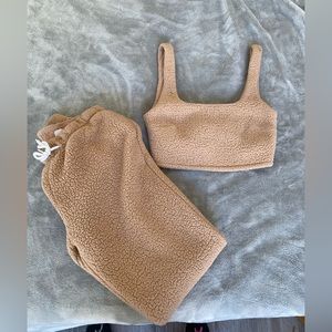Gilly Hicks and Hollister Sherpa lounge set